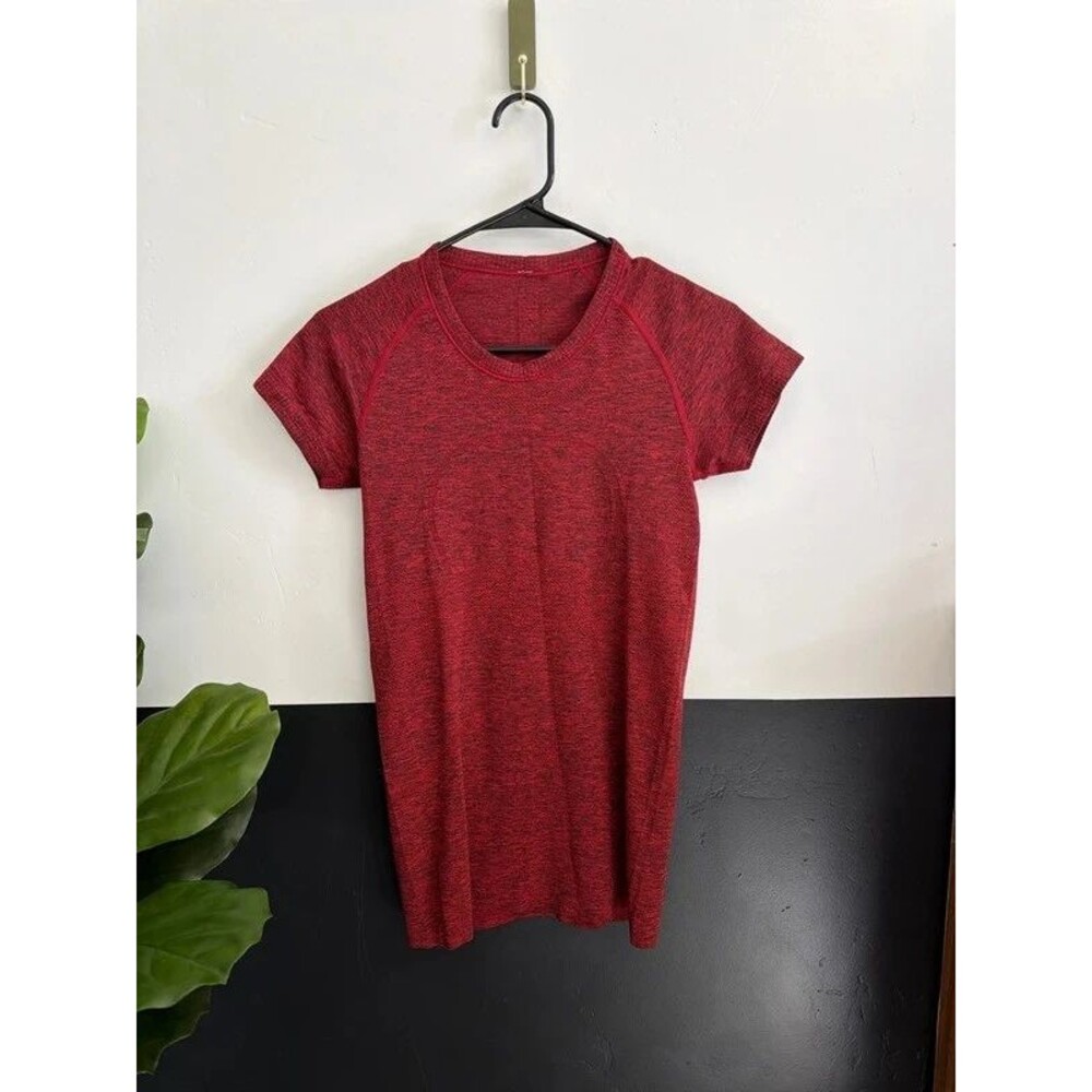 Lululemon Swiftly Tech Short Sleeve Size 6 Dark Red 20th Anniversary Running Top